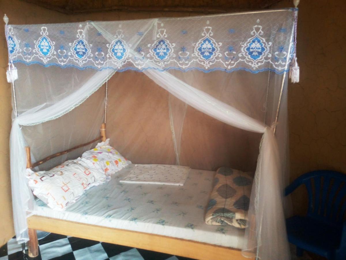 Mbunga Community Tourism Campsite Kasese Buitenkant foto
