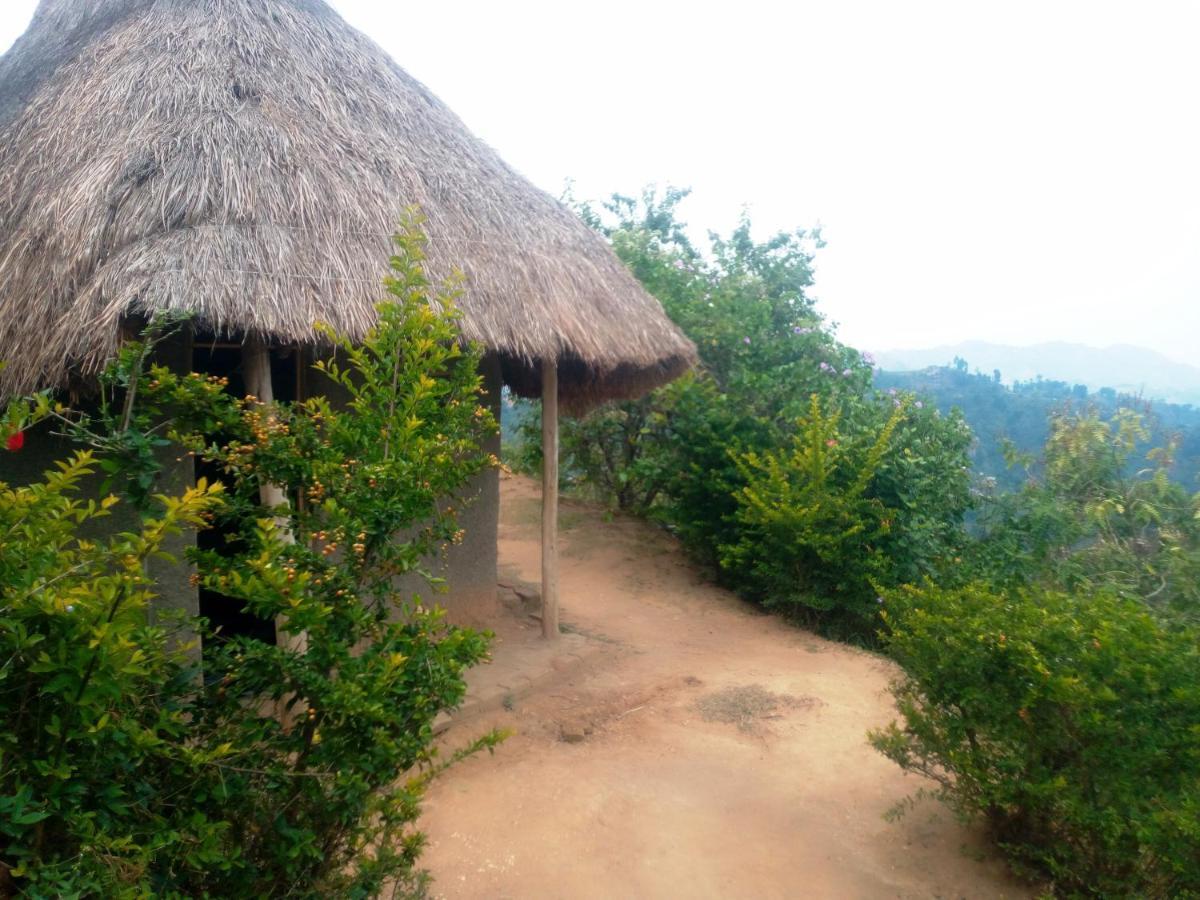 Mbunga Community Tourism Campsite Kasese Buitenkant foto