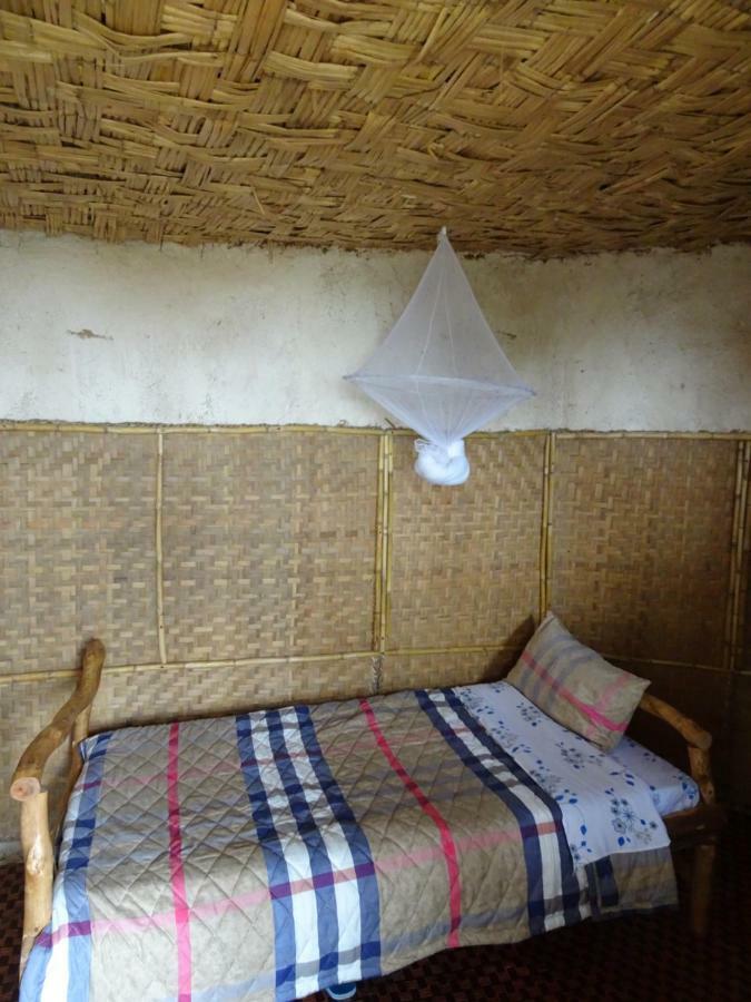 Mbunga Community Tourism Campsite Kasese Buitenkant foto