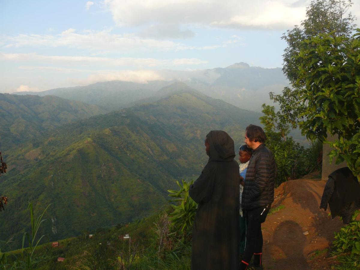 Mbunga Community Tourism Campsite Kasese Buitenkant foto